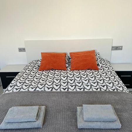 Beach Apartment 托雷维耶哈 外观 照片