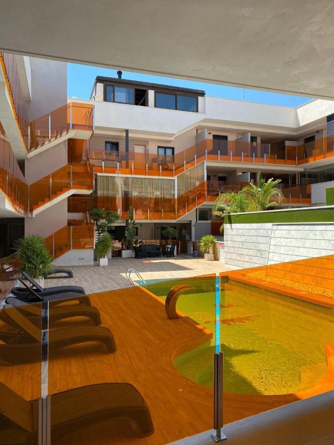 Beach Apartment 托雷维耶哈 外观 照片